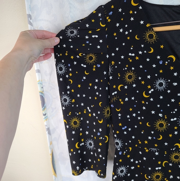 Karl Lagerfeld Paris Puff Sleeve Celestial print dress size 6 - Picture 5 of 16